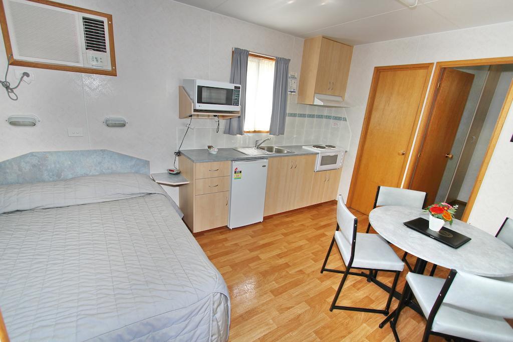 Wangaratta Caravan Park Room photo
